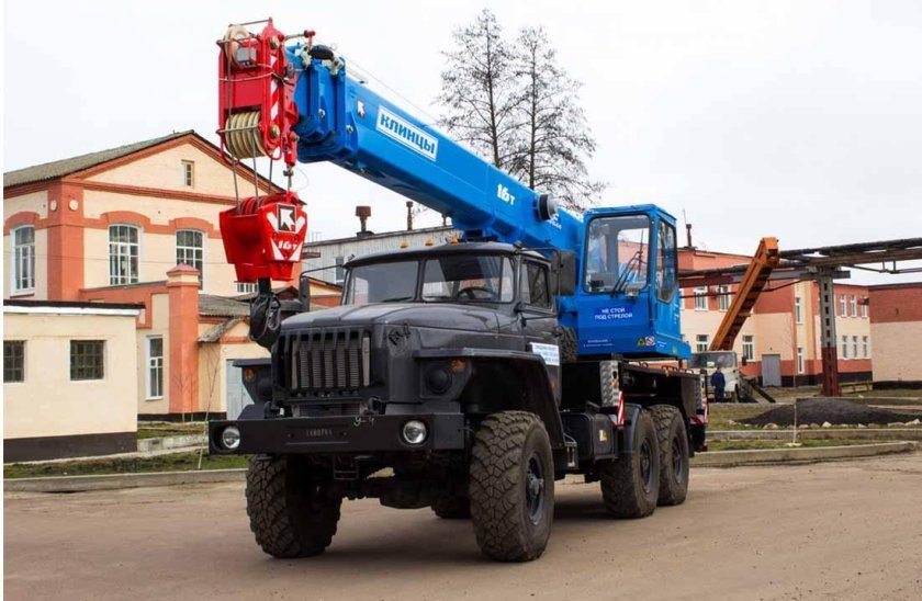 Автокран Урал 55713-3к