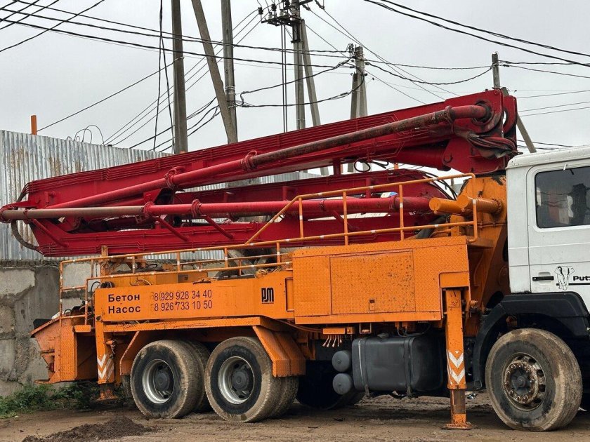 Автобетононасос путцмайстер 36 метров