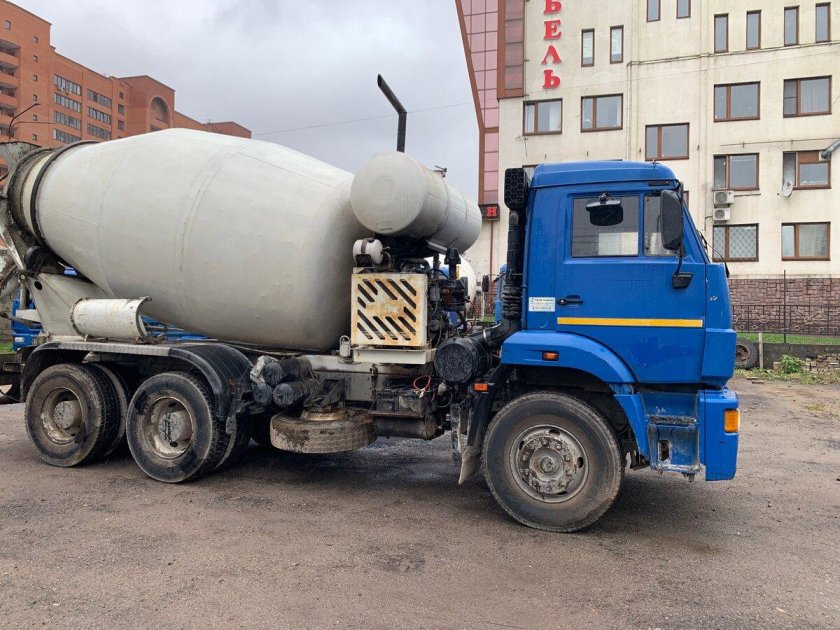 КАМАЗ 53229 миксер