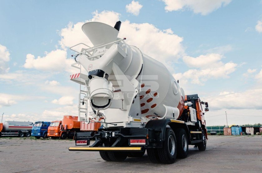 Автобетоносмеситель 58149z
