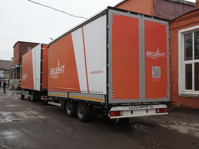 Тентованный прицеп ООО СПЕЦМАШ