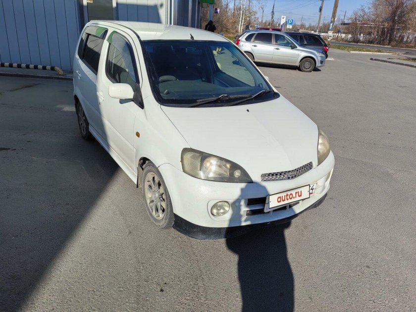 Машина дайхатсу