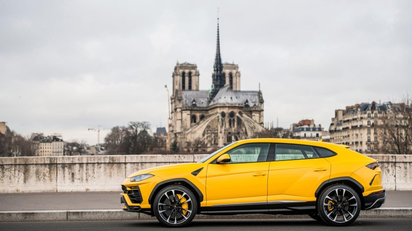Lamborghini Urus 2019 желтый