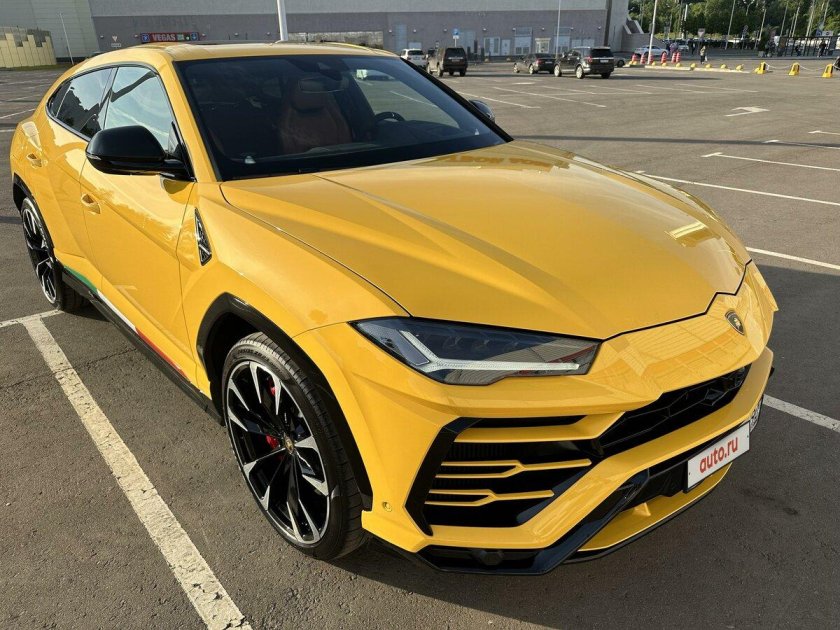 Машина lamborghini urus