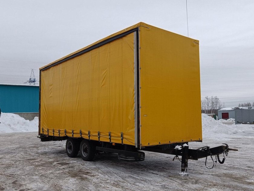 Прицеп тентованный