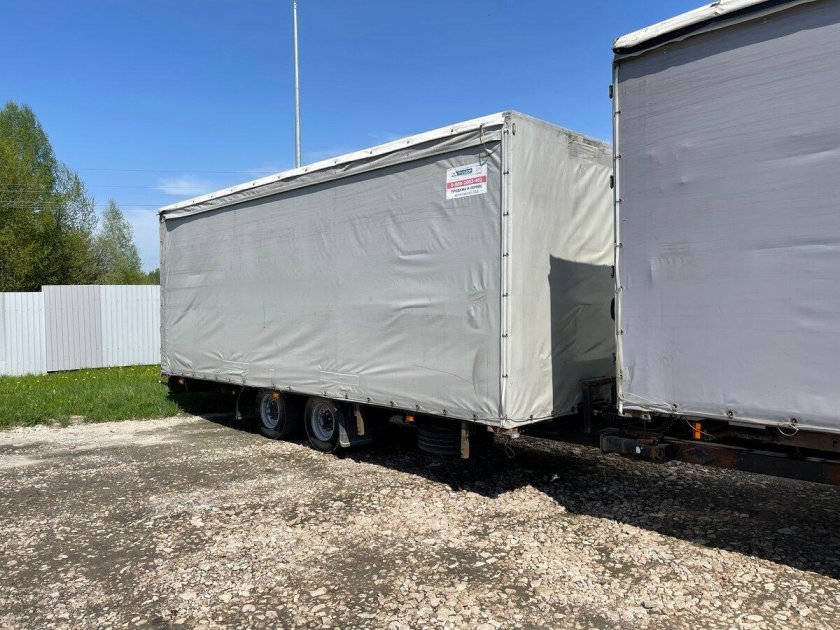 Прицеп тентованный