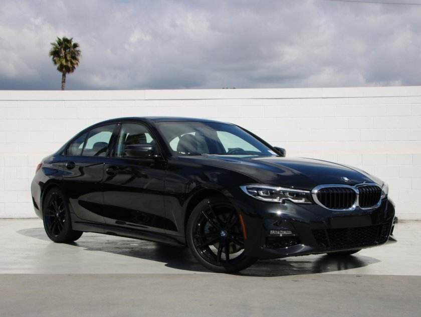 БМВ 3 черная