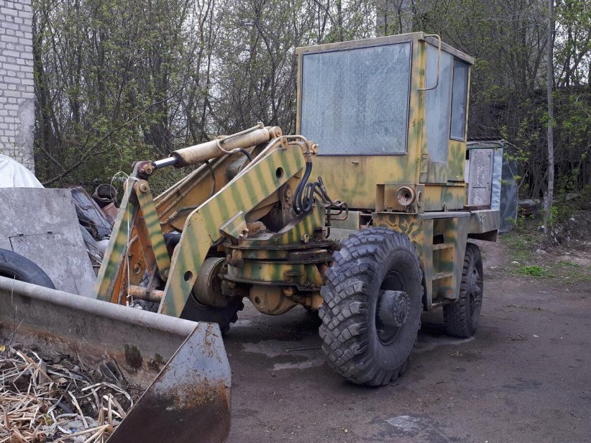 Чехословацкий фронтальный погрузчик