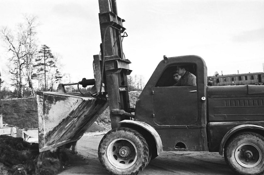 Львовский погрузчик ап-4045