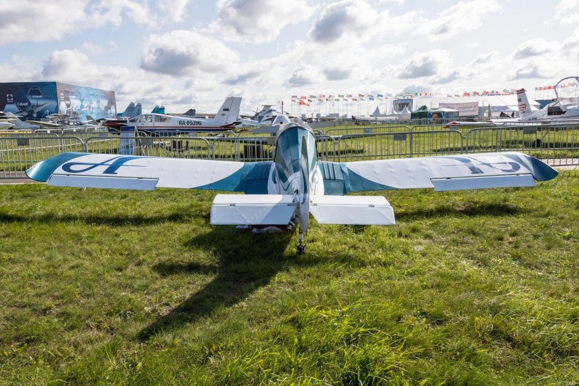 Самолёт Арго 02