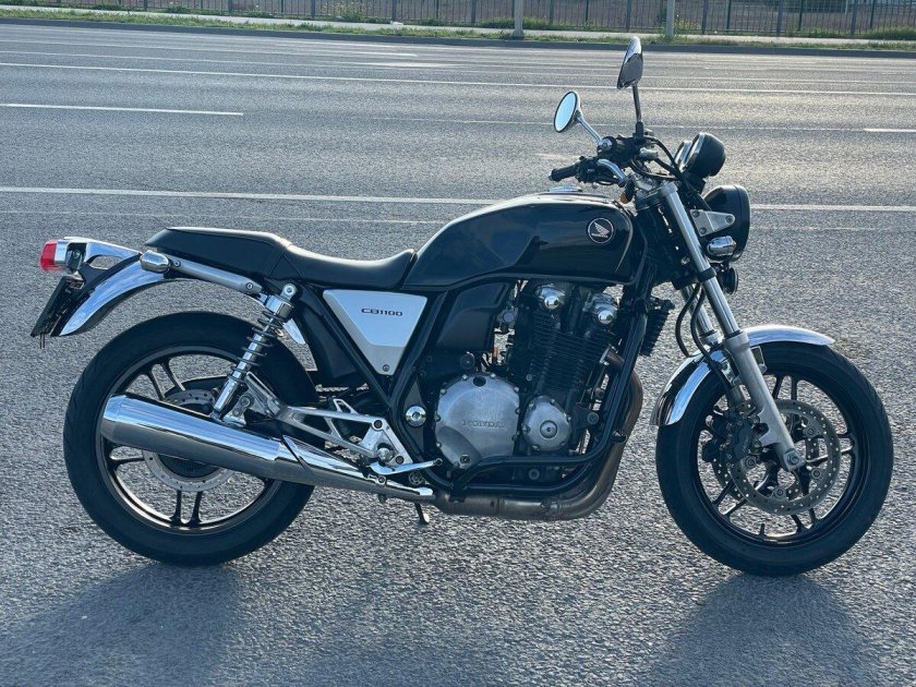 Мотоцикл honda cb