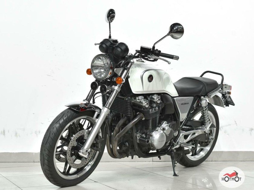 Хонда сб 1100