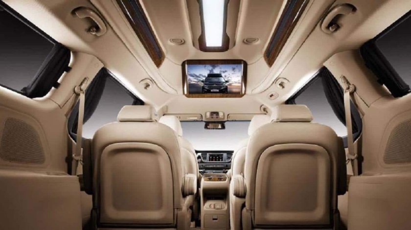 Kia Carnival Hi Limousine 2020