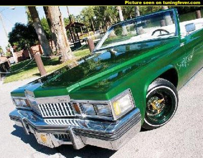 Cadillac Eldorado лоурайдер