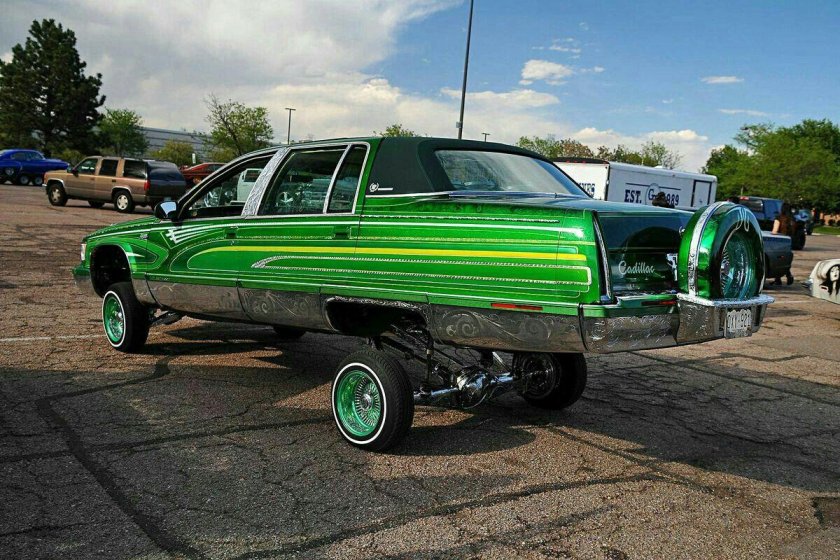 Dodge Charger лоурайдер