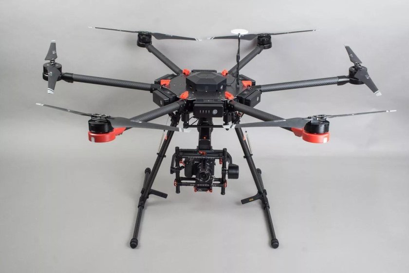 Дрон DJI Matrice 600