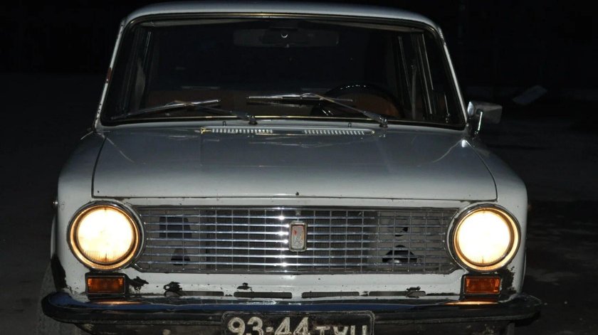 ВАЗ 2101 ночью