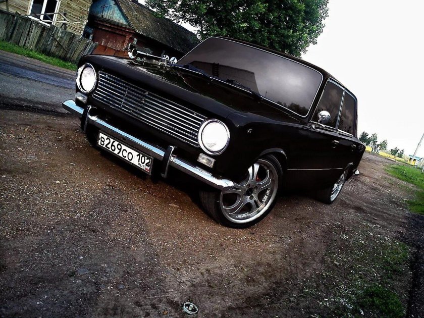 Ваз 2101 тюнинговая черная