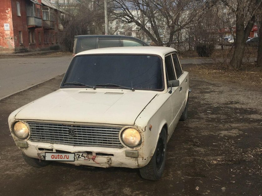 ВАЗ 2101 белая тонированная
