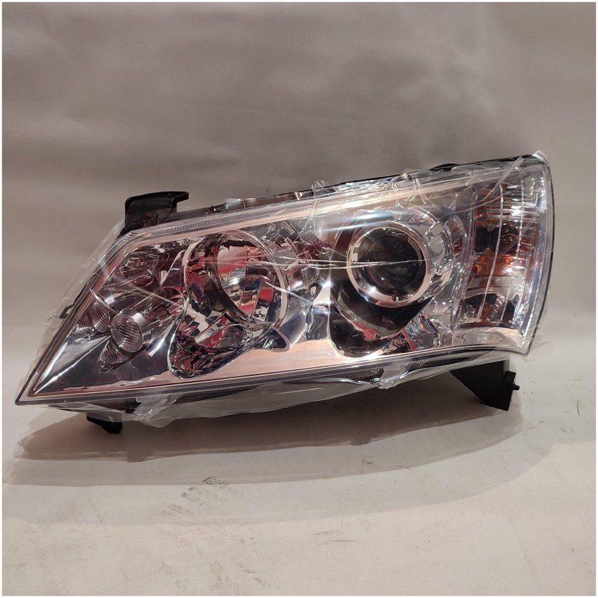 Фары на Джили Эмгранд ес7 купить в Ростове на Дону