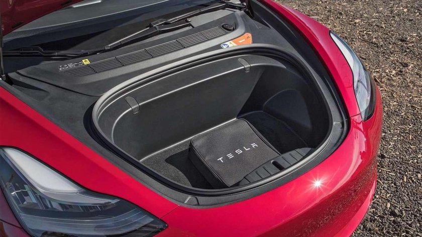 Tesla model 3 багажник