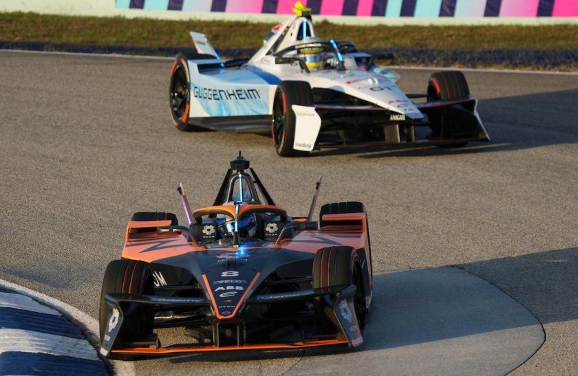 Mclaren formula e team