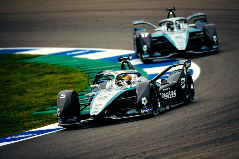 Формула 1 дождевая гонка