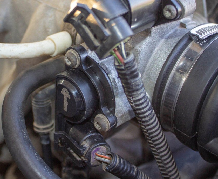 Датчик дроссельной заслонки Ланос 1.5