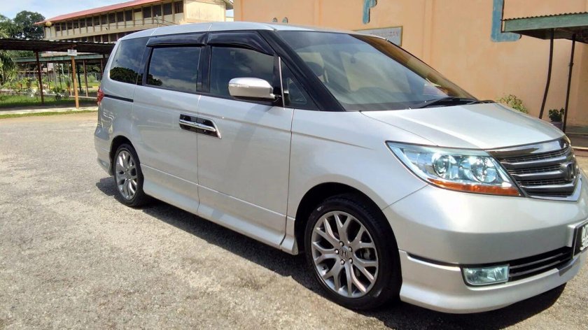 Honda Elysion Prestige 2008