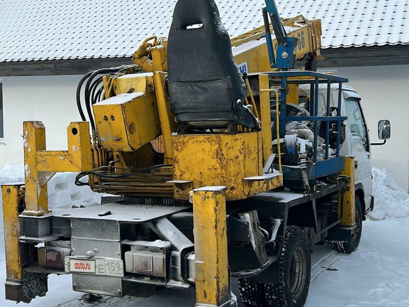 Ямобур на базе исузу форвард