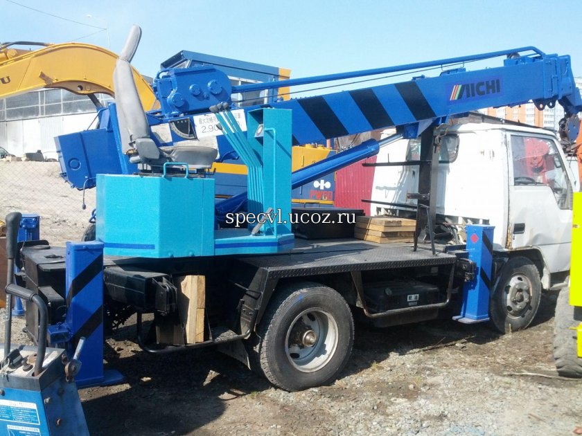 Автобуровая Япония полный привод Тадано