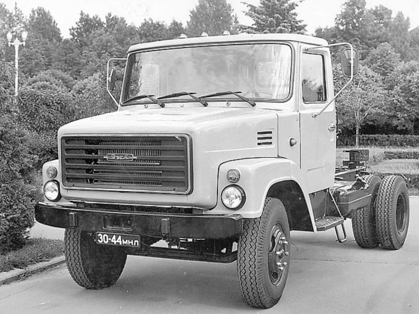 ЗИЛ 4331