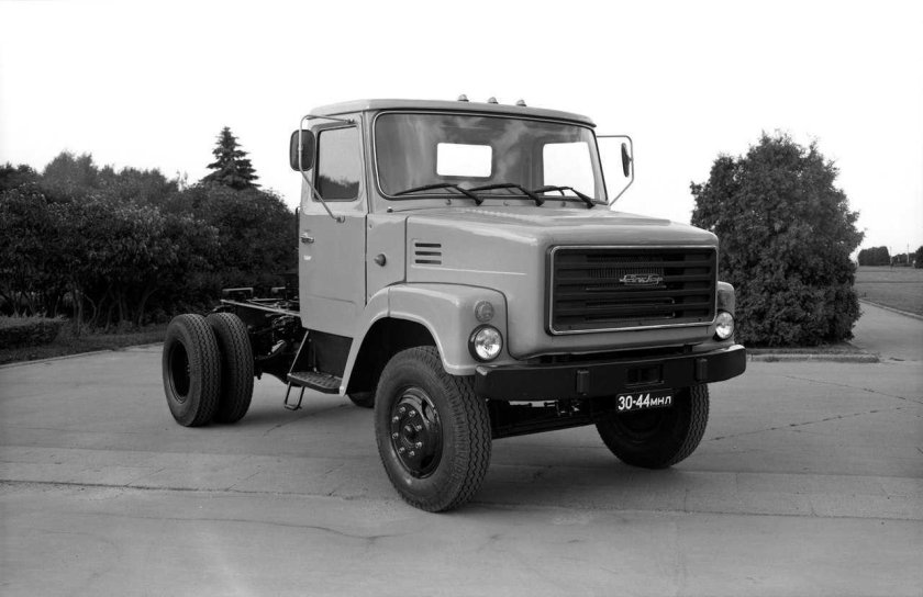 Грузовик ЗИЛ 169