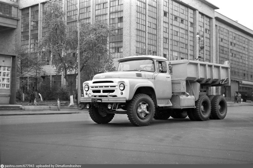ЗИЛ 133д