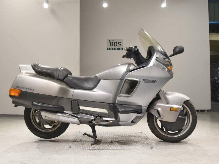 Хонда Пацифик Коаст 800