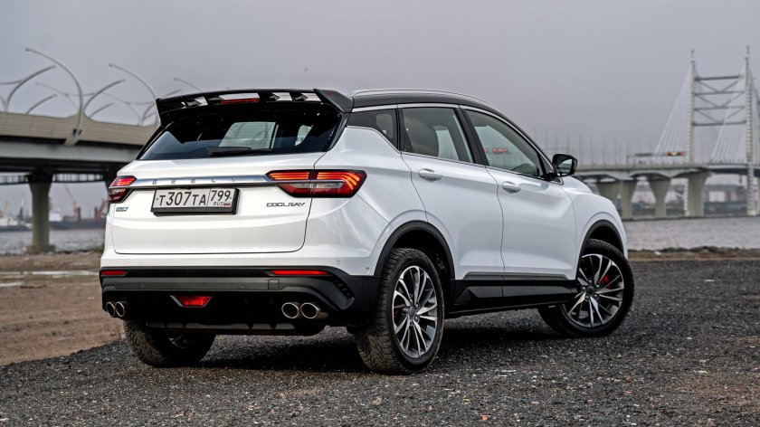 Кроссовер Geely Coolray