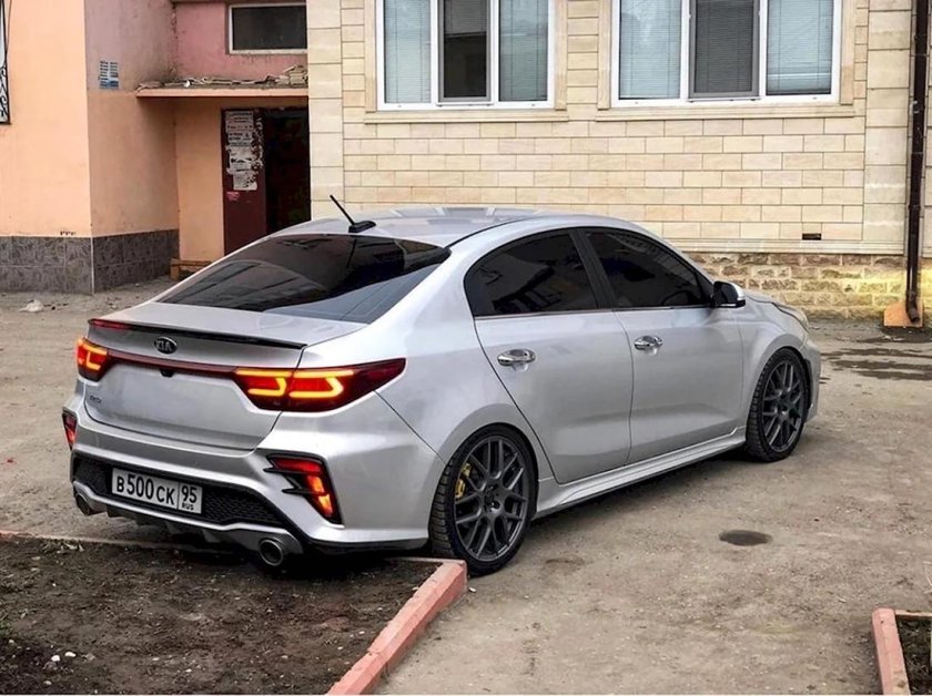 Обвес Барракуда Киа Рио 4