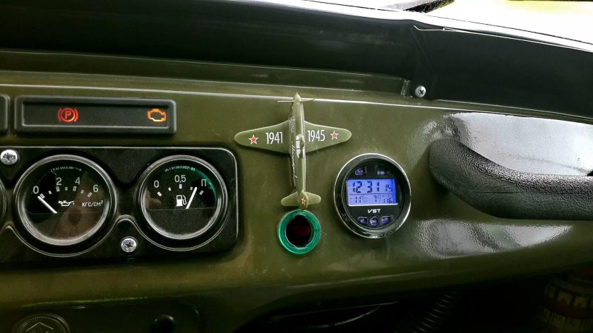 Приборная панель УАЗ 469