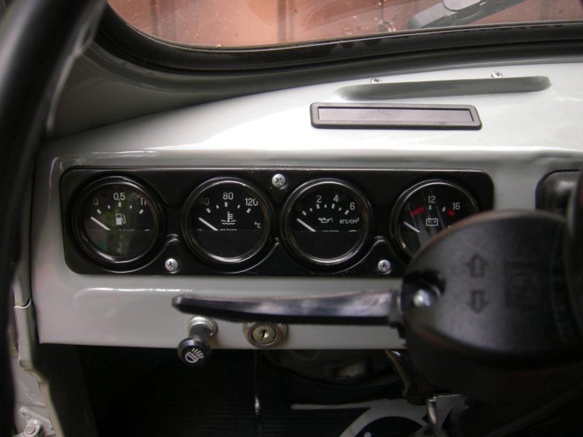 УАЗ 452 приборная панель