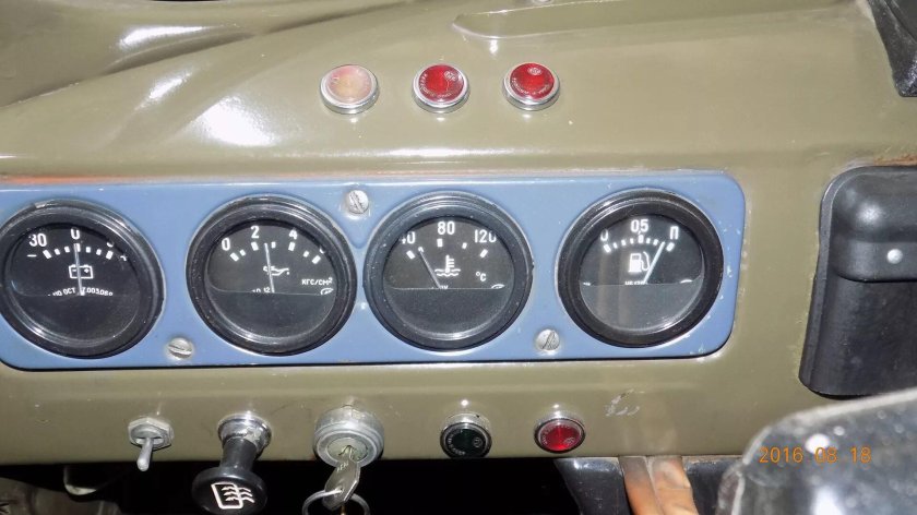 Указатель давления на УАЗ Буханка 421