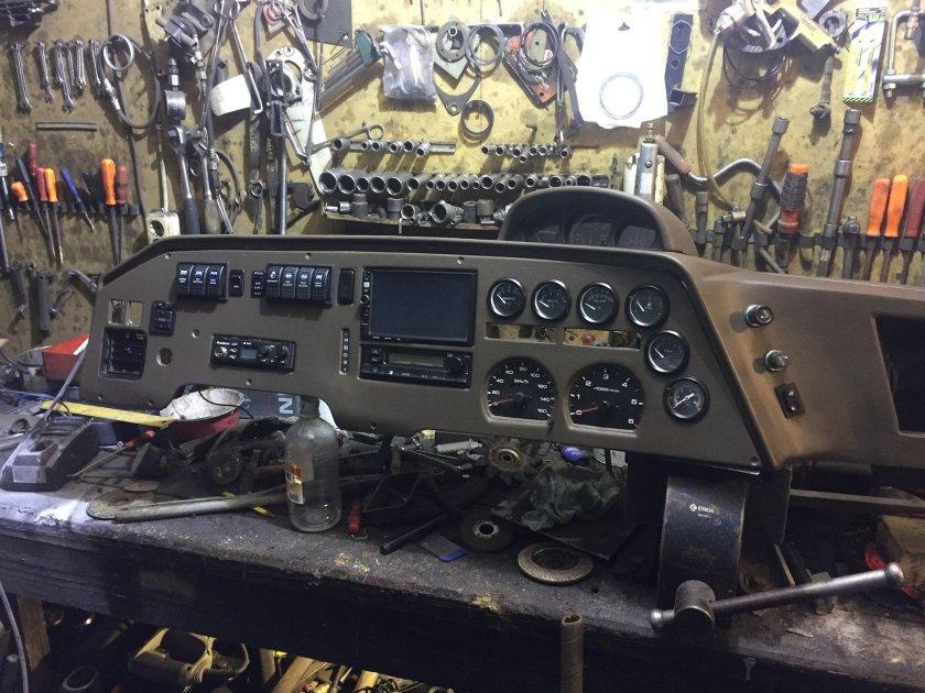 УАЗ 2206 приборная панель
