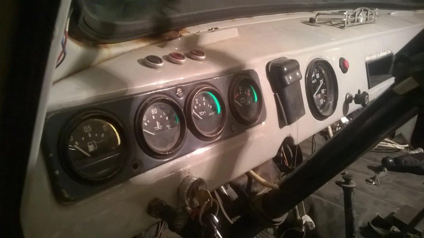УАЗ Буханка 3909 панель приборов