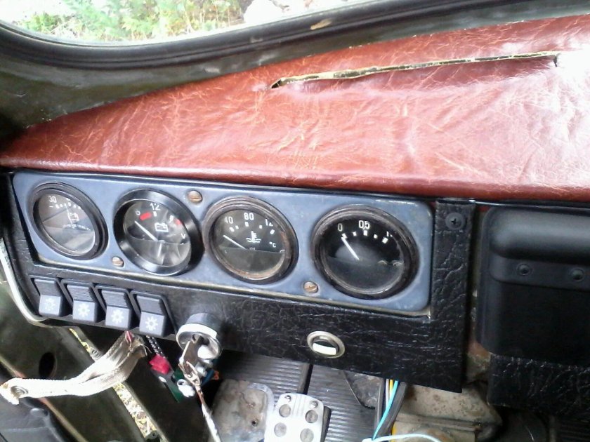 Приборная панель УАЗ 452 Буханка