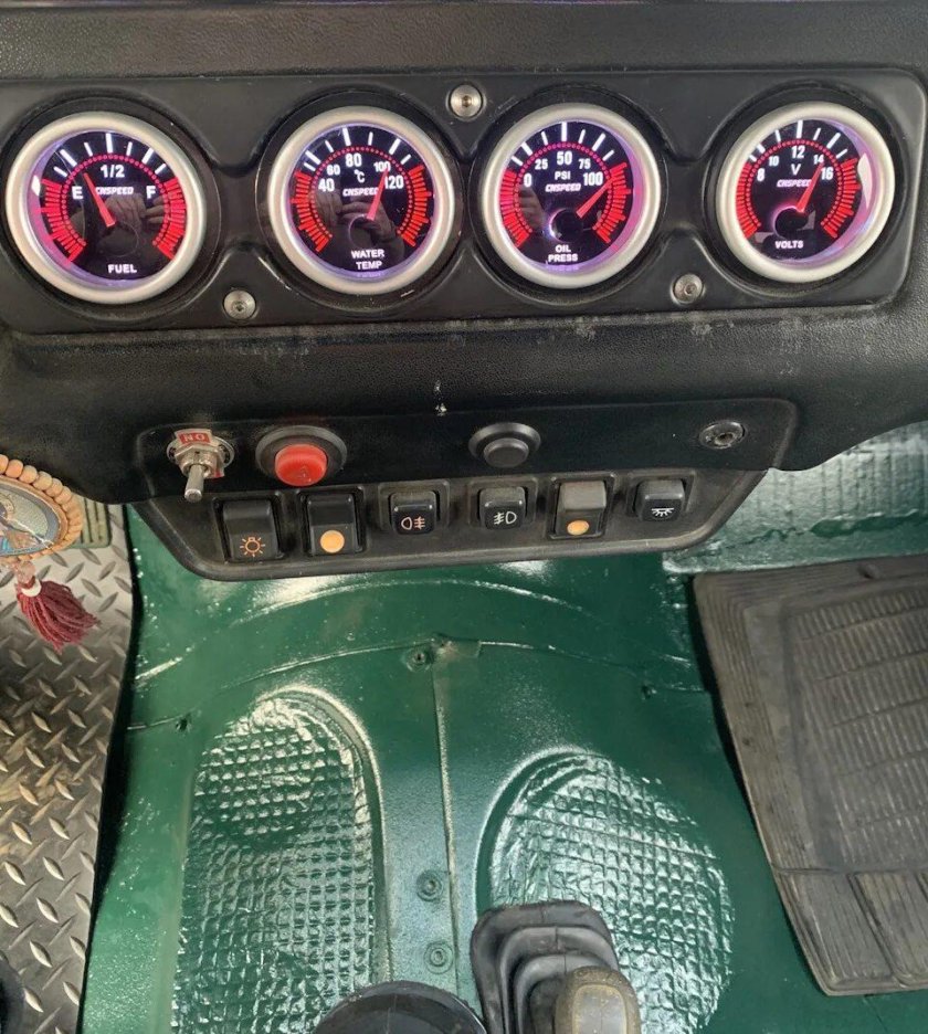 Приборная панель УАЗ 469