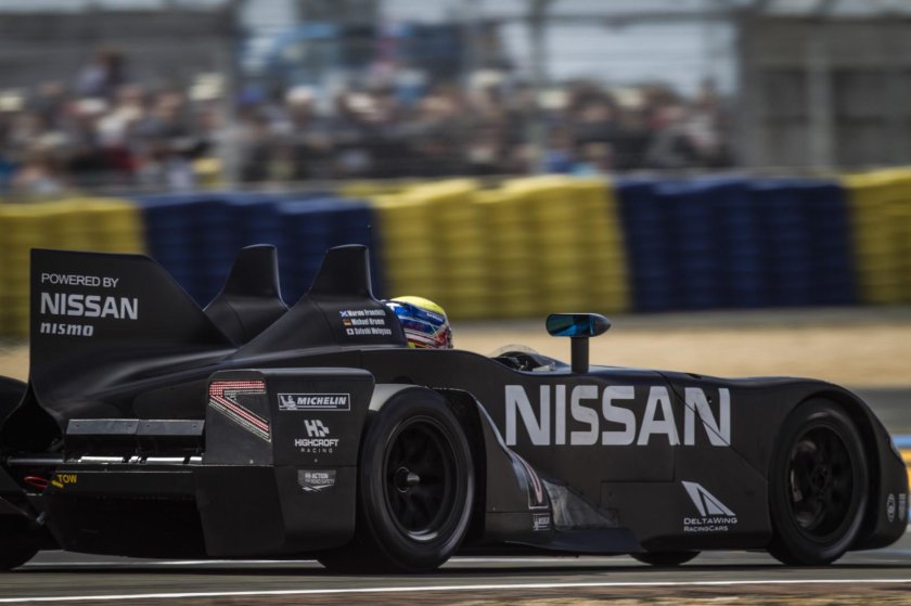 24 Hours Lemans Nissan Nismo Sport car