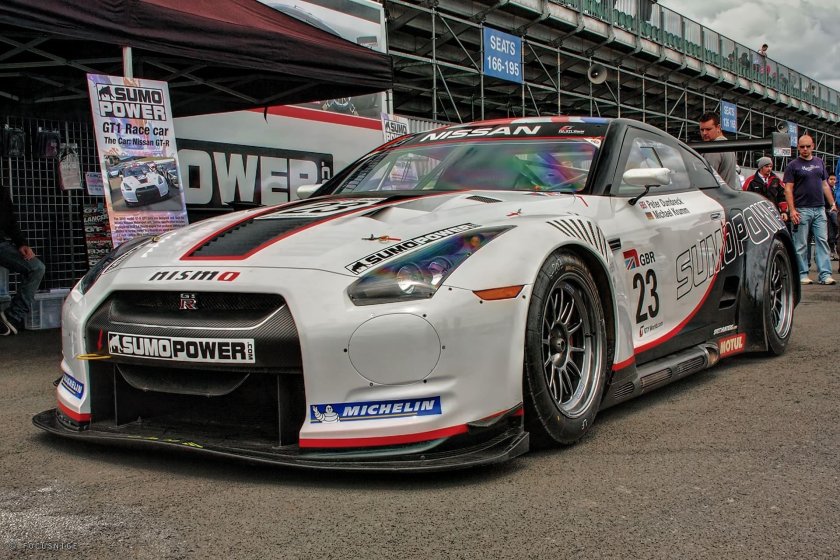 Nissan GTR r35 гоночный