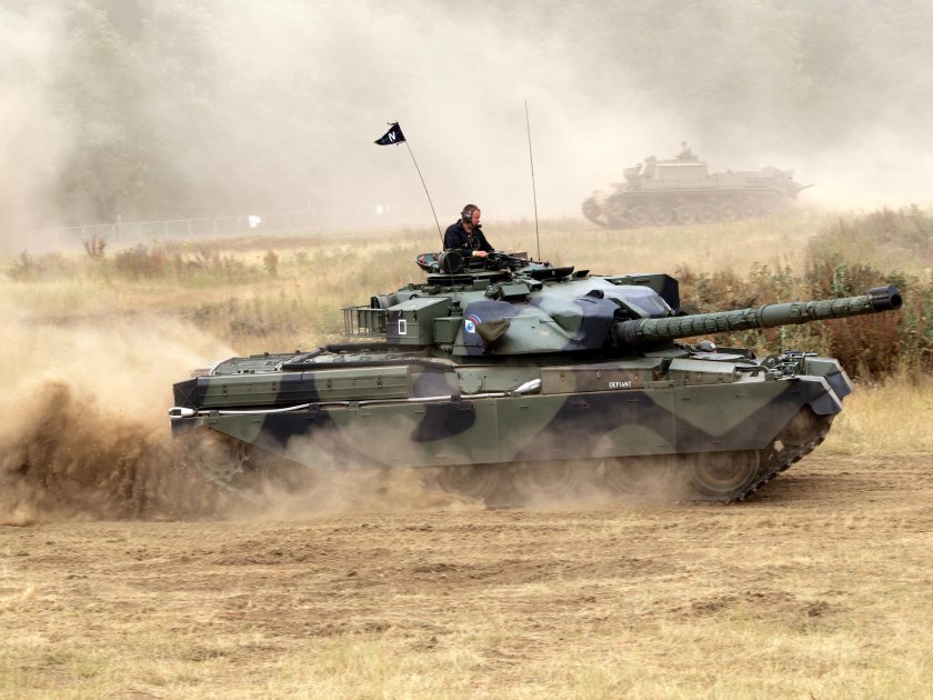 Танк Чифтен