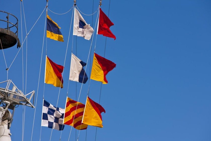 Флажки на кораблях