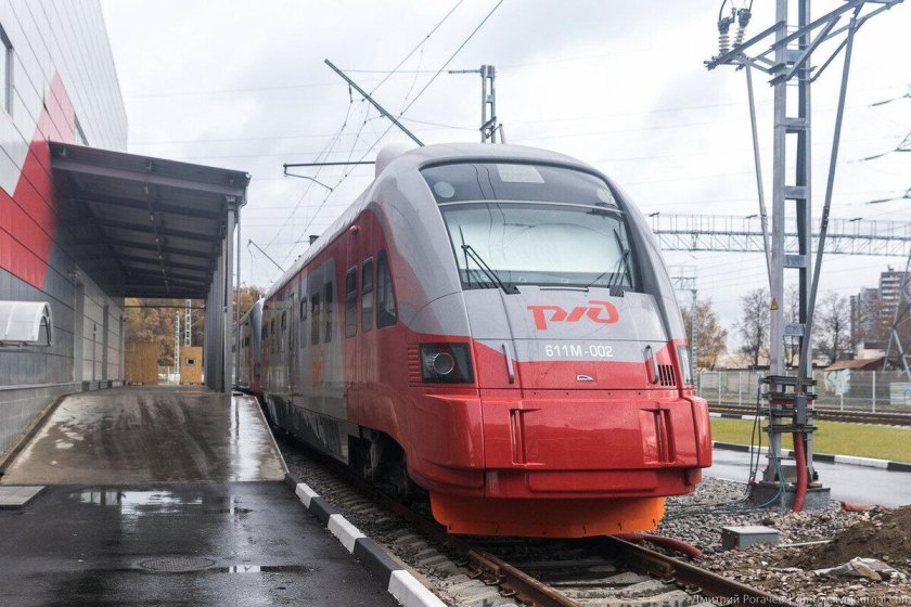 Мотриса Pesa 611m