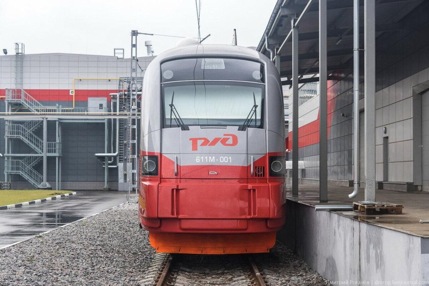 Электропоезда ласточка уральские локомотивы